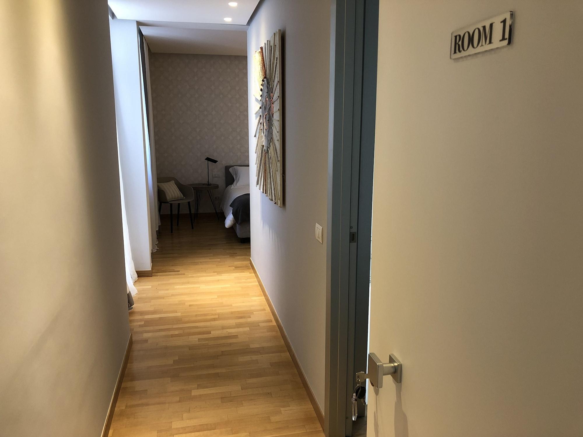 200 Rooms & Terrace Μπάρι Εξωτερικό φωτογραφία
