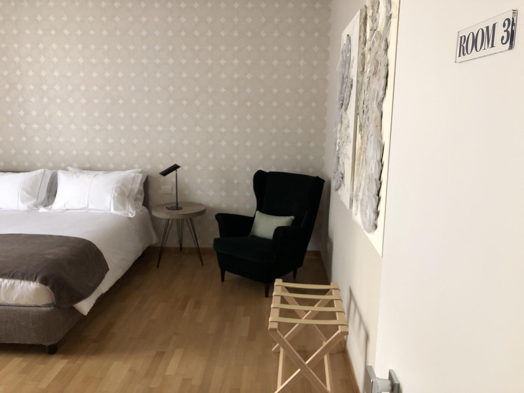 200 Rooms & Terrace Μπάρι Εξωτερικό φωτογραφία
